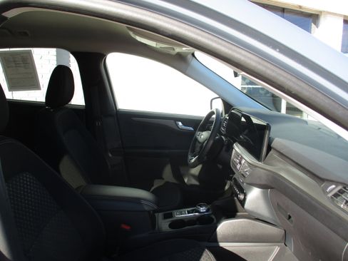 Used 2023 Ford Escape Active w/ Tech Pack #2 image 28
