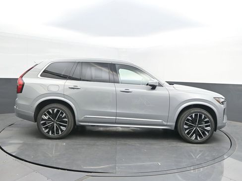 New 2026 Volvo XC90 B6 Ultra w/ Protection Package AWD/4WD image 8