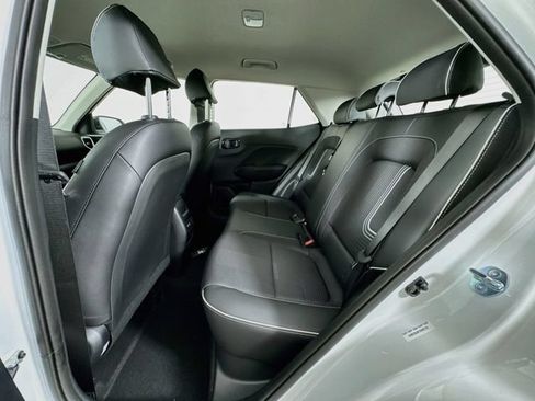 New 2026 Hyundai Venue SEL FWD image 38