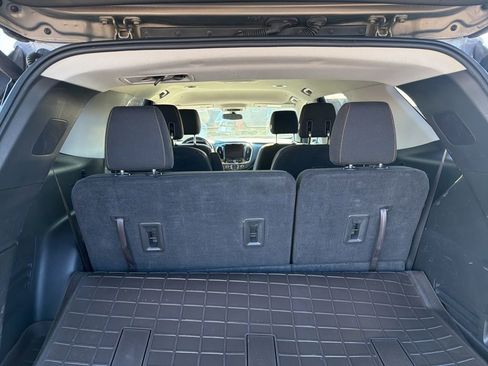 Used 2018 Chevrolet Traverse LT image 22