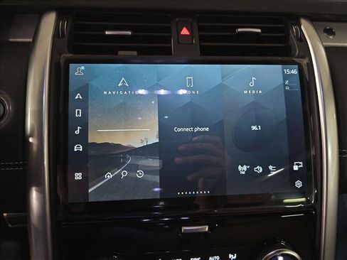 New 2026 Land Rover Discovery Limited Edition AWD/4WD image 23
