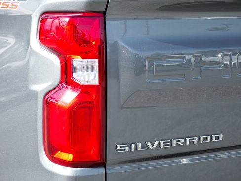 Used 2020 Chevrolet Silverado 1500 LT Trail Boss AWD/4WD image 48