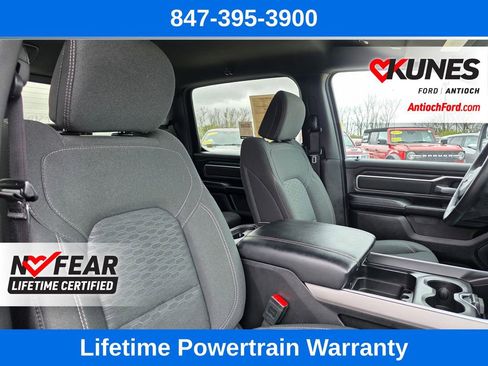 Used 2025 RAM 1500 Big Horn AWD/4WD image 32
