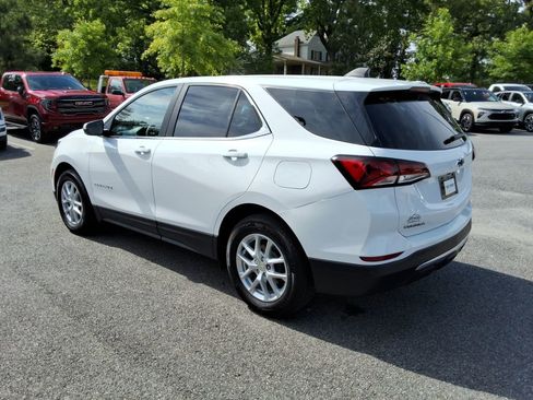 Used 2024 Chevrolet Equinox LT FWD image 7