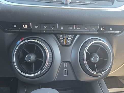 New 2026 Chevrolet Blazer LT w/ Convenience Package FWD image 16
