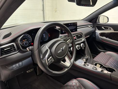 Used 2023 Genesis G70 3.3T w/ Sport Prestige Package RWD image 7