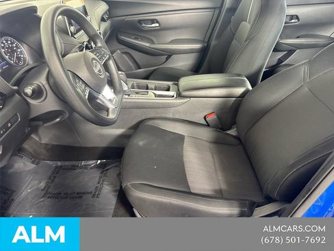 Used 2024 Nissan Sentra SV FWD image 11