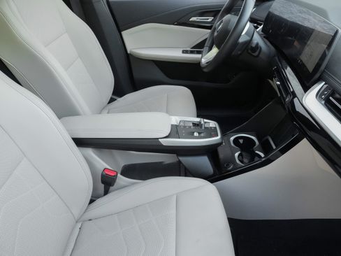 Used 2024 BMW X1 xDrive28i w/ Convenience Package AWD/4WD image 10