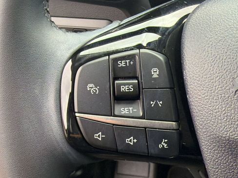 Used 2024 Ford Escape Platinum AWD/4WD image 16