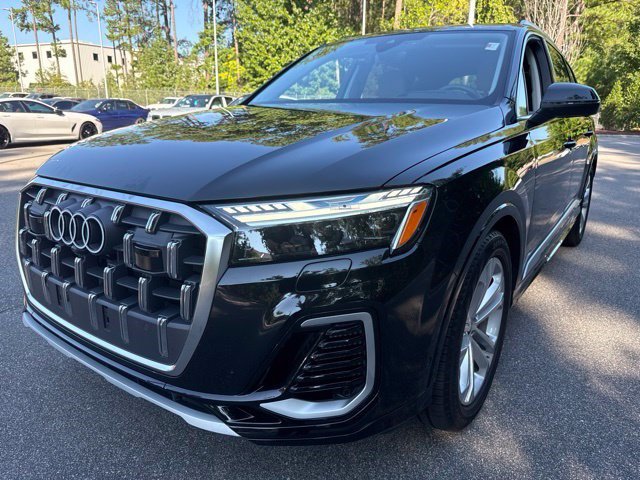 Used 2025 Audi Q7 3.0T Prestige AWD/4WD image 9