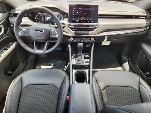 New 2026 Jeep Compass Latitude AWD/4WD image 19