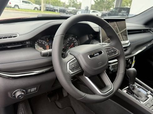 New 2026 Jeep Compass Limited image 12