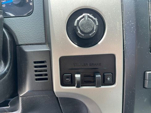 Used 2013 Ford F150 XLT AWD/4WD image 18