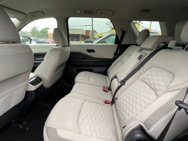 Used 2023 Nissan Pathfinder SV FWD image 26