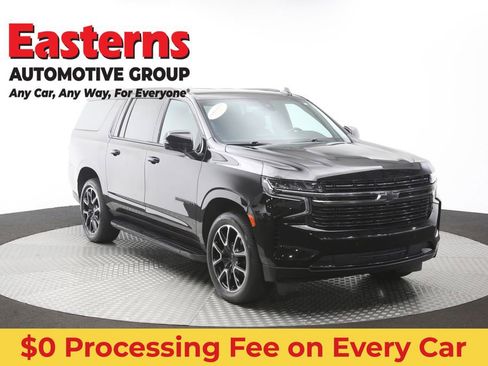 Used 2022 Chevrolet Suburban RST w/ Luxury Package AWD/4WD image 53
