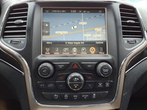 Used 2016 Jeep Grand Cherokee Overland AWD/4WD image 14