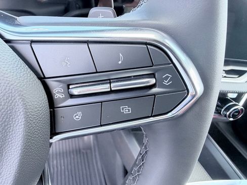 New 2026 Chevrolet Equinox LT image 14