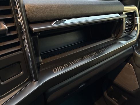 Used 2023 Ford F250 Lariat w/ FX4 Off-Road Package image 29