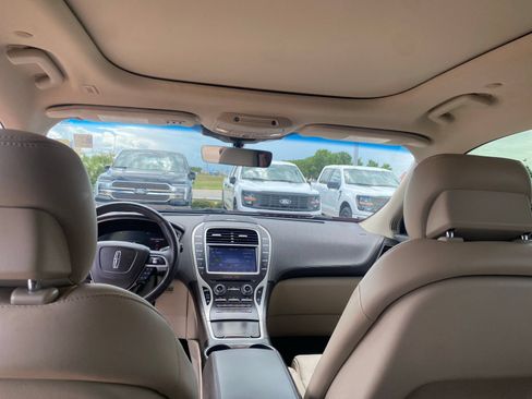Used 2020 Lincoln Nautilus Reserve w/ Equipment Group 201A FWD image 25