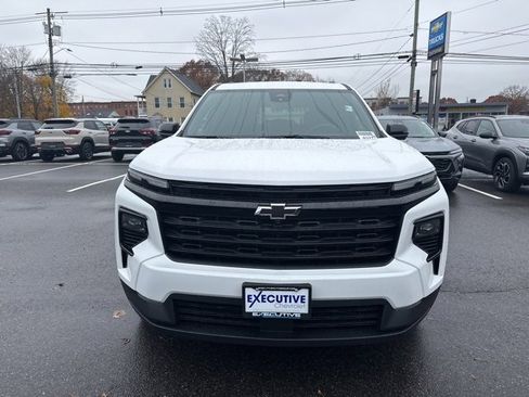 New 2026 Chevrolet Traverse LT w/ Midnight/Sport Edition image 8