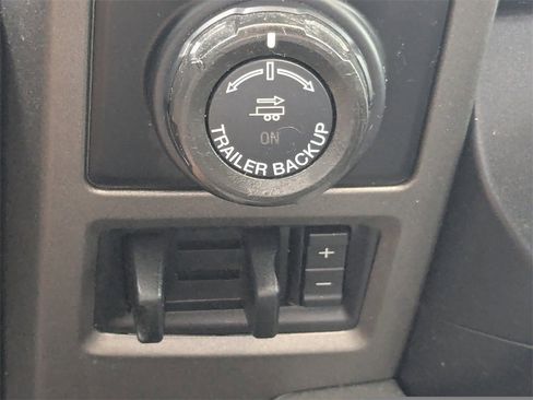 Used 2020 Ford F150 Raptor w/ Equipment Group 802A Luxury image 23