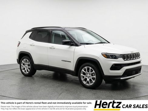 Used 2025 Jeep Compass Limited AWD/4WD image 1