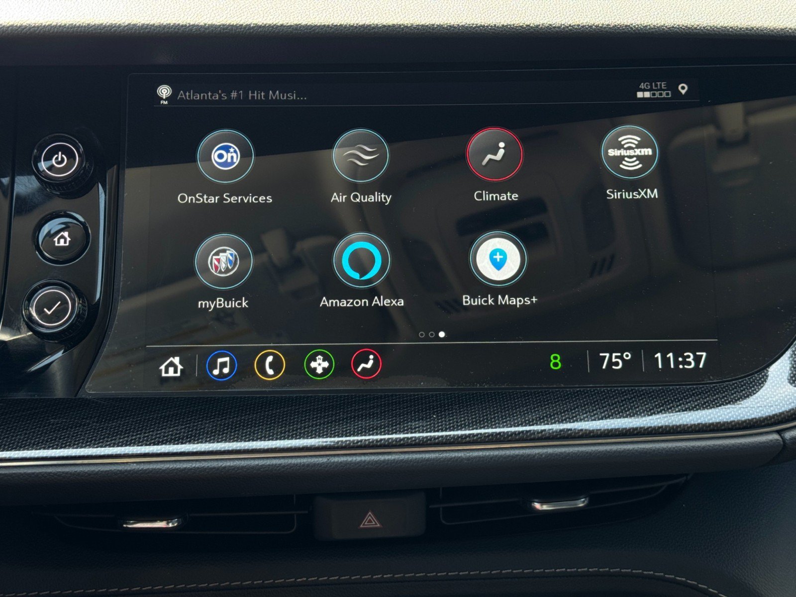 Used 2022 Buick Envision Essence w/ Safety Package FWD image 26