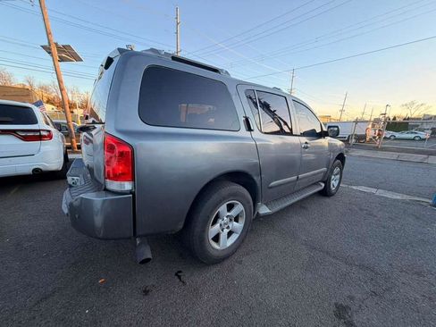 Used 2004 Nissan Armada SE image 3