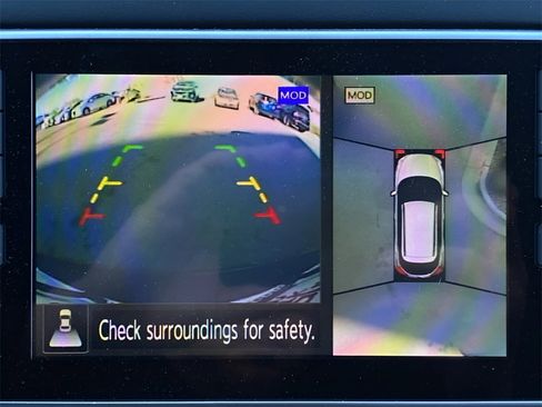 Used 2020 Nissan Kicks SR image 12