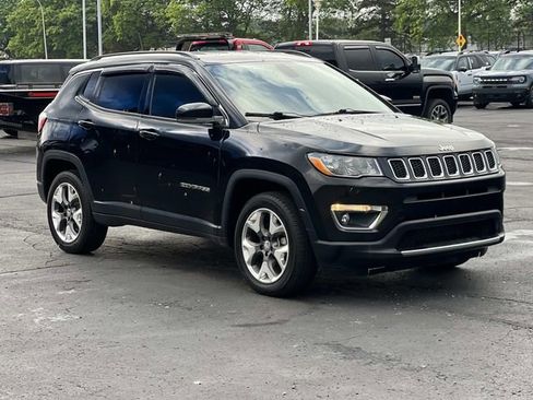 Used 2019 Jeep Compass Limited AWD/4WD image 7