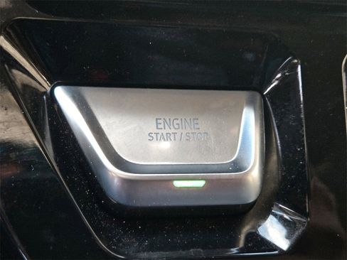 Used 2025 GMC Sierra 2500 Denali w/ Denali Reserve Package image 25