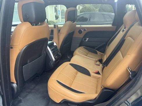 Used 2020 Land Rover Range Rover Sport HSE Dynamic image 14