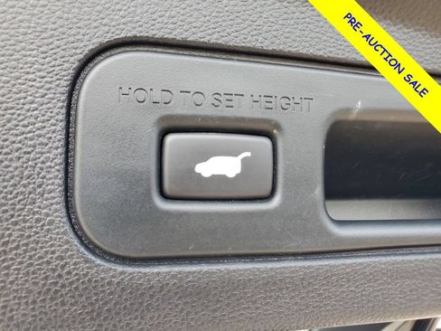 Used 2024 Acura MDX FWD image 9