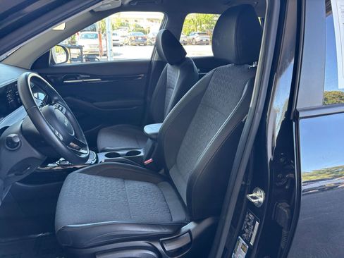 Used 2025 Kia Seltos S FWD image 38