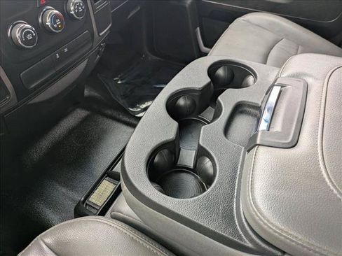 Used 2019 RAM 1500 Tradesman w/ Chrome Appearance Group RWD image 12
