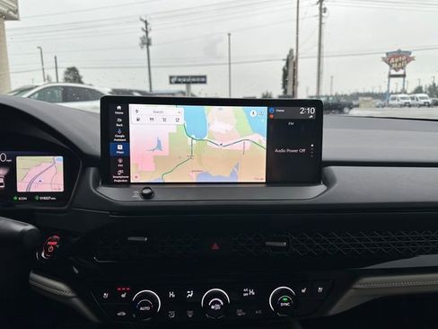 Used 2024 Honda Accord Touring image 18