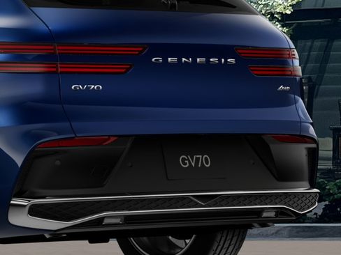 New 2026 Genesis GV70 2.5T Advanced w/ G1 Accessory Package AWD/4WD image 15