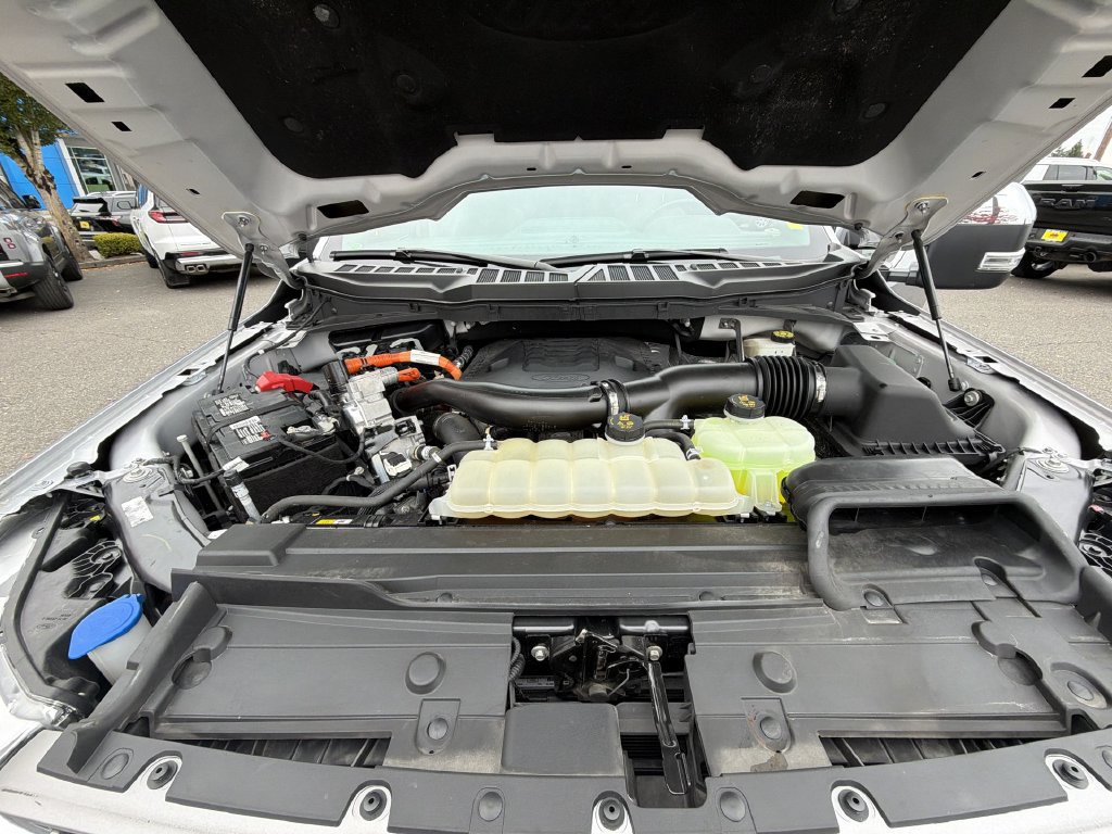 Used 2021 Ford F150 Lariat w/ Equipment Group 502A High AWD/4WD image 32