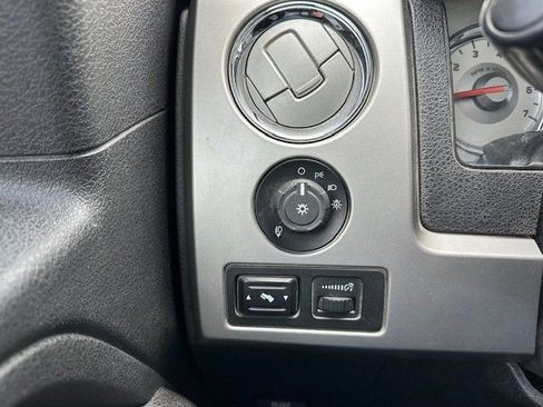 Used 2010 Ford F150 Lariat image 14