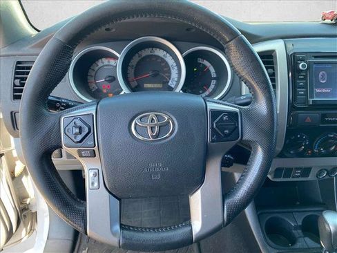 Used 2015 Toyota Tacoma 4x4 Double Cab w/ TRD Sport Package image 10