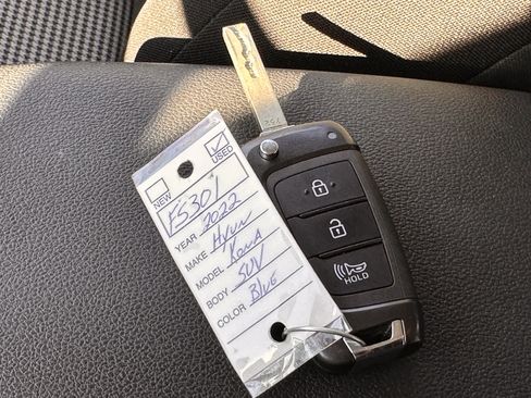 Used 2022 Hyundai Kona SE image 29