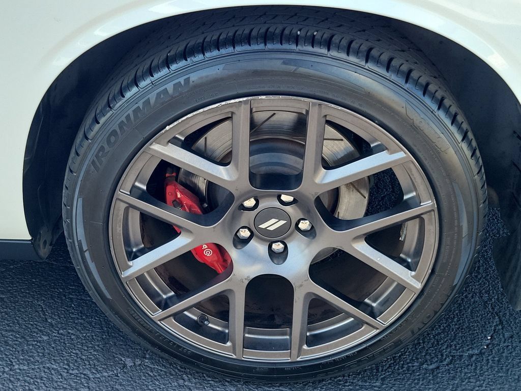 Used 2019 Dodge Challenger GT w/ Plus Package RWD image 8
