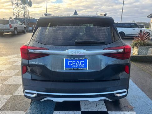 Used 2023 Kia Seltos SX image 4