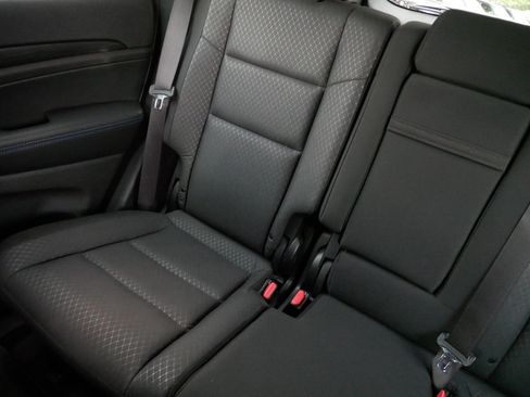 Used 2020 Jeep Grand Cherokee Laredo AWD/4WD image 12