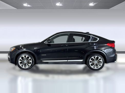 Used 2018 BMW X4 xDrive28i AWD/4WD image 2