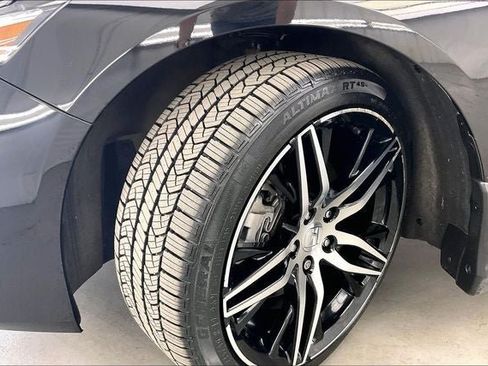 Certified 2021 Honda Accord Touring image 34