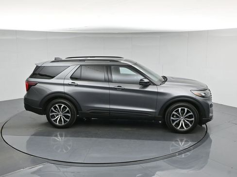 Used 2025 Ford Explorer ST-Line RWD image 59