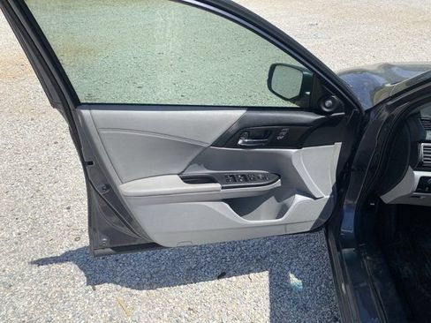Used 2013 Honda Accord EX-L image 10