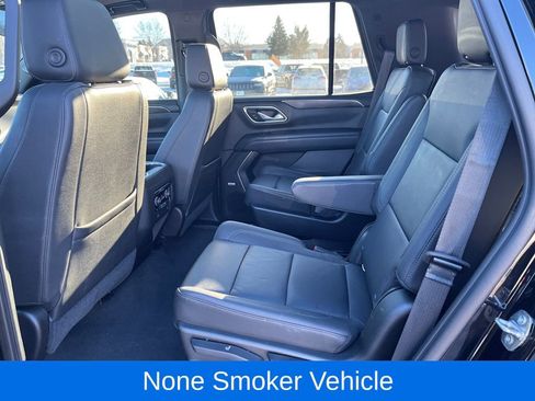 Used 2021 Chevrolet Tahoe Z71 w/ Z71 Off-Road Package image 17