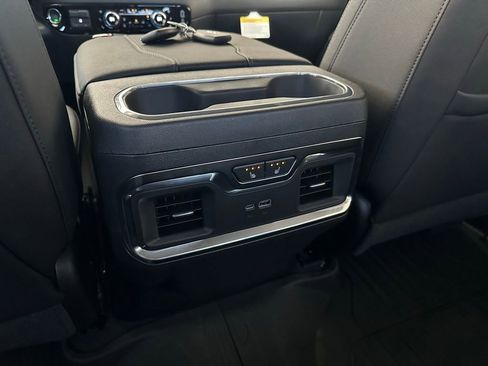 New 2026 GMC Sierra 1500 SLT w/ SLT Premium Package image 20